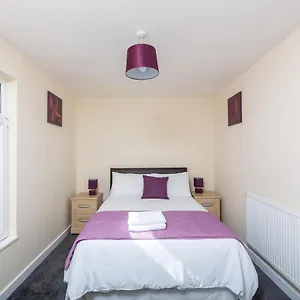  Holiday home Sandfields House United Kingdom