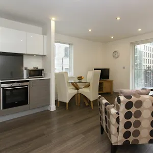  Apartment Citystay - Mill Park United Kingdom